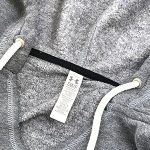Under Armour Tops - Under Armour Women's V-Neck Loose Fit Hoodie Small Under Armour Tops - Under Armour Women's V-Neck Loose Fit Hoodie Small